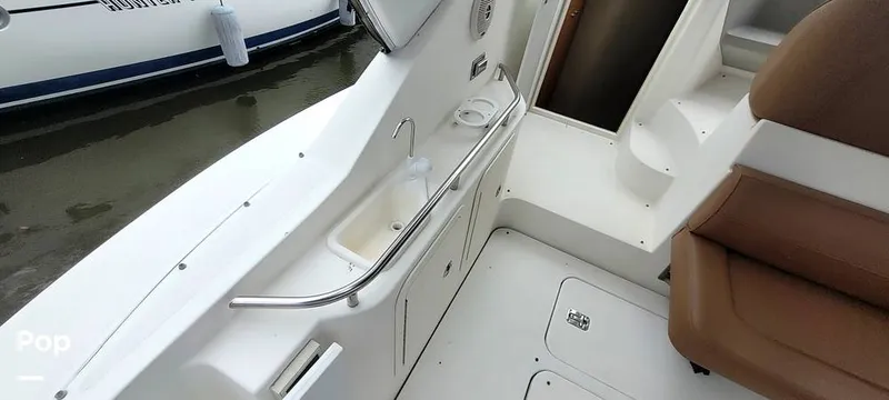 Slide: The Image of Cruisers Yachts 320 Express 2004 - 16226857