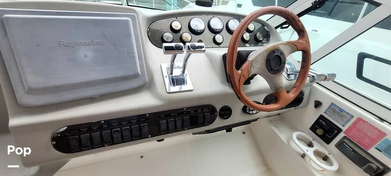 Slide: The Image of Cruisers Yachts 320 Express 2004 - 16226862