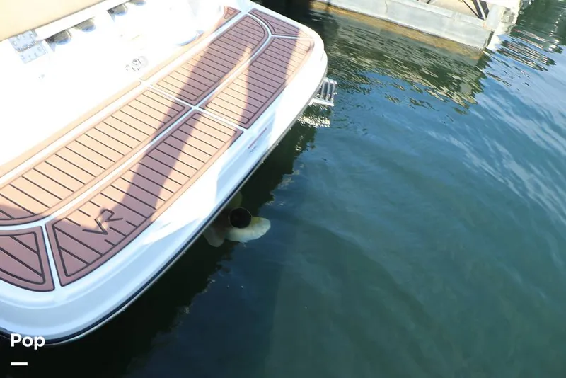 Slide: The Image of Bayliner VR5 2023 - 16109049