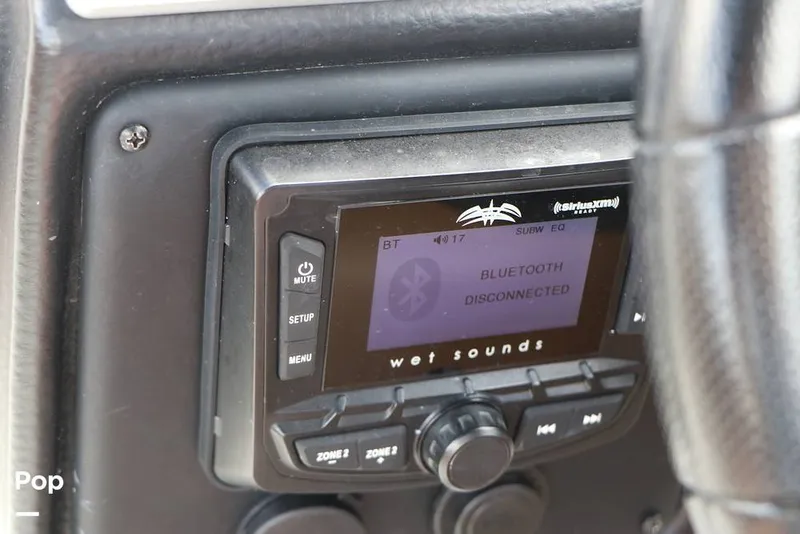 Slide: The Image of Wet Sounds - Bluetooth Stereo - 16804725