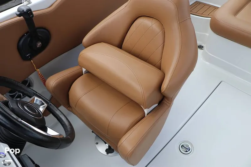 Slide: The Image of Captain's Chair - 16804721