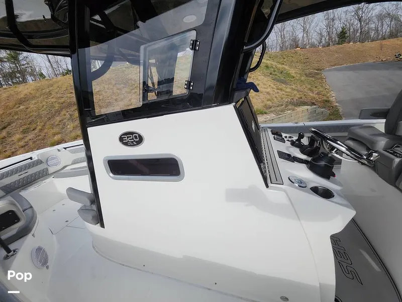 Slide: The Image of Sea Pro 320 DLX 2023 - 16168017