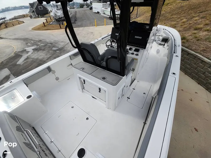 Slide: The Image of Sea Pro 320 DLX 2023 - 16168040