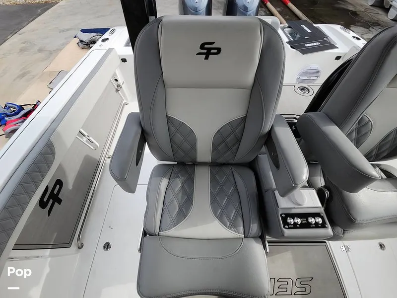 Slide: The Image of Sea Pro 320 DLX 2023 - 16168058