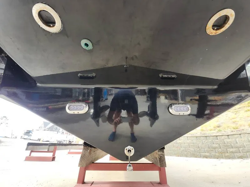 Slide: The Image of Sea Pro 320 DLX 2023 - 16167924