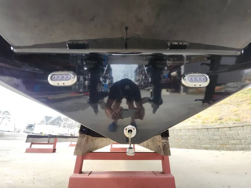 Slide: The Image of Sea Pro 320 DLX 2023 - 16167925