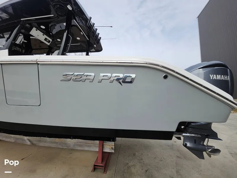 Slide: The Image of Sea Pro 320 DLX 2023 - 16167933