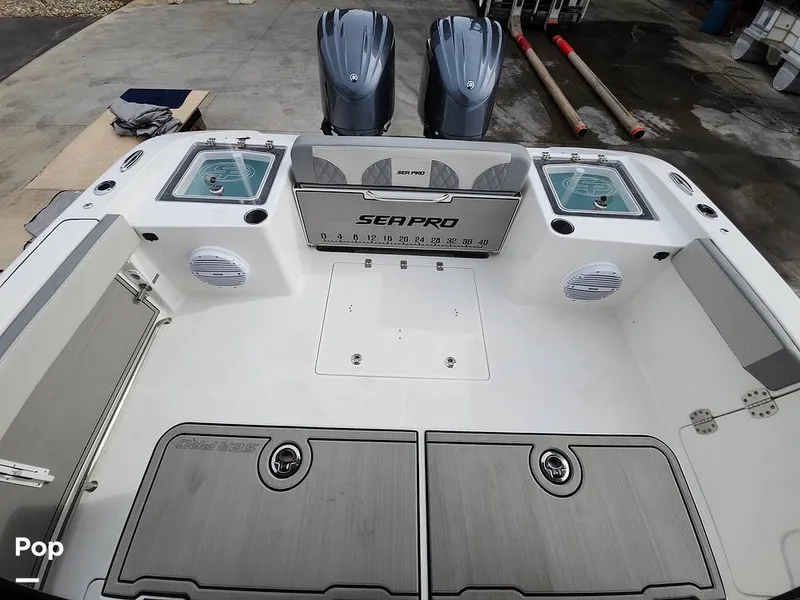 Slide: The Image of Sea Pro 320 DLX 2023 - 16168053