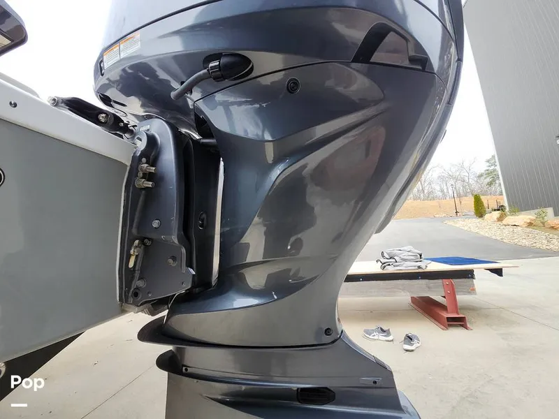 Slide: The Image of Sea Pro 320 DLX 2023 - 16167975