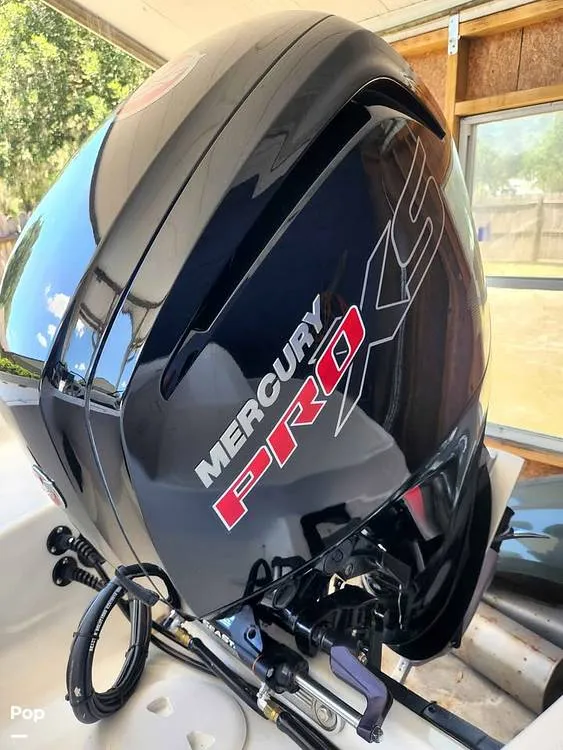 Slide: The Image of Tahoe 185S 2022 - 16163766