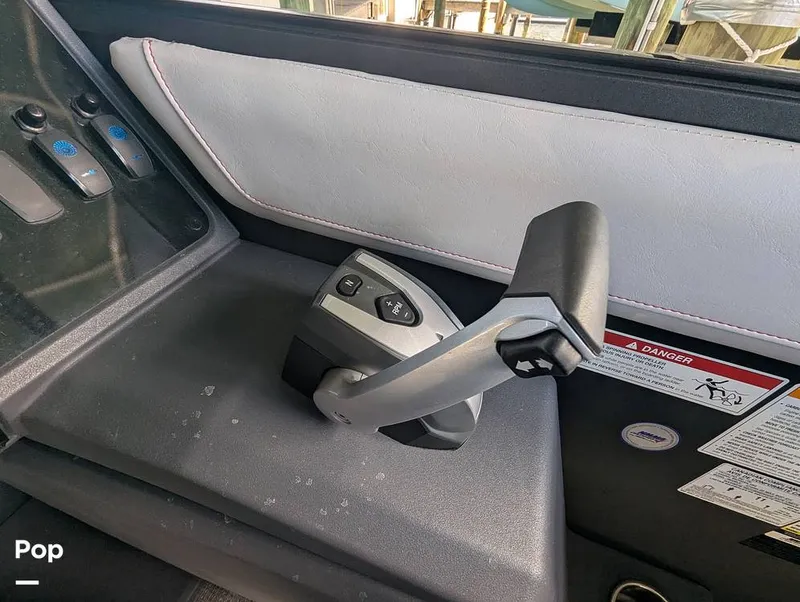 Slide: The Image of Manitou Cruise Max 22 SGP 575 2024 - 16152463