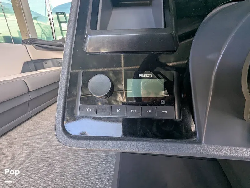 Slide: The Image of Manitou Cruise Max 22 SGP 575 2024 - 16152466