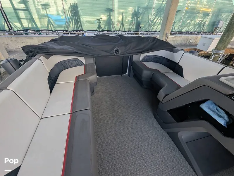 Slide: The Image of Manitou Cruise Max 22 SGP 575 2024 - 16152475