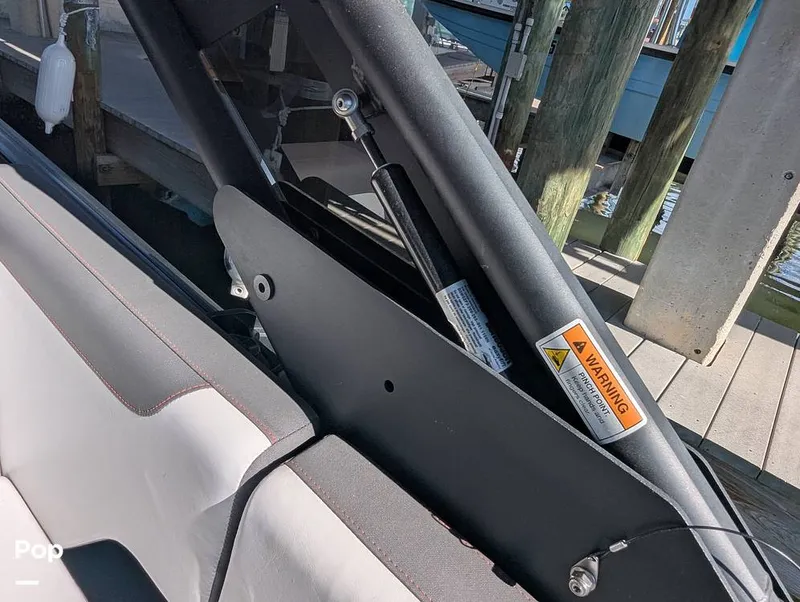 Slide: The Image of Manitou Cruise Max 22 SGP 575 2024 - 16152506