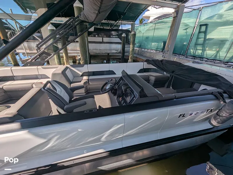 Slide: The Image of Manitou Cruise Max 22 SGP 575 2024 - 16152517