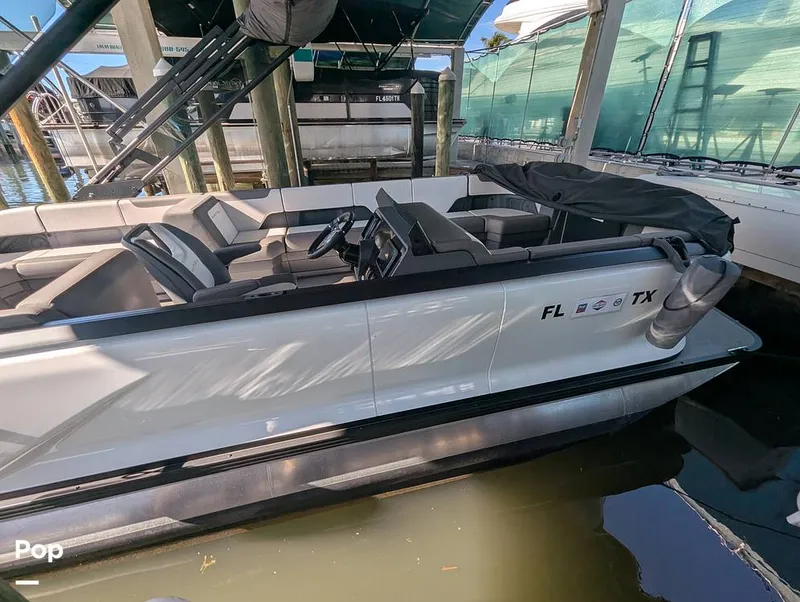 Slide: The Image of Manitou Cruise Max 22 SGP 575 2024 - 16152518