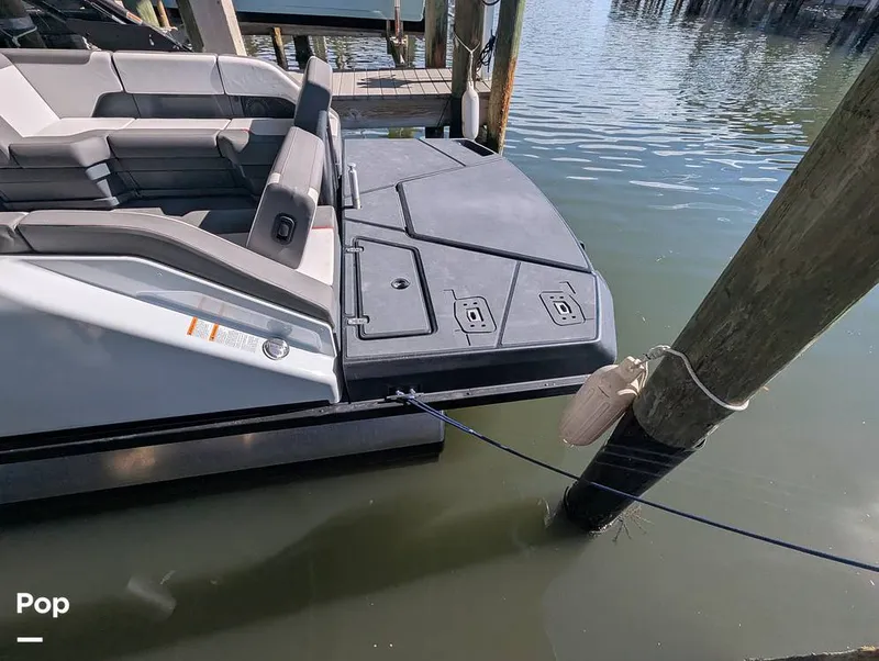 Slide: The Image of Manitou Cruise Max 22 SGP 575 2024 - 16152526