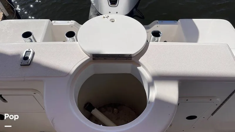 Slide: The Image of Bait Well - 16150651