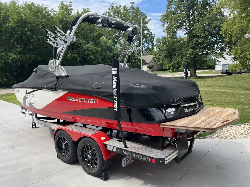 Slide: The Image of Mastercraft X-25 2013 - 3