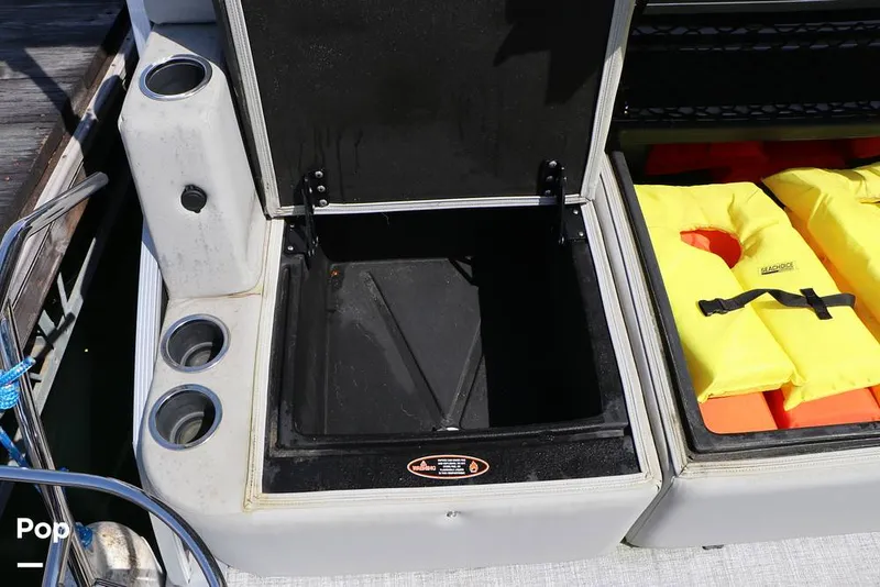 Slide: The Image of Harris Cruiser 230 2024 - 16295531