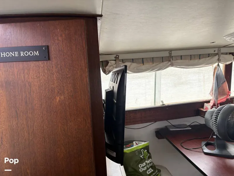 Slide: The Image of Chris-Craft 31 Commander 1968 - 16128784