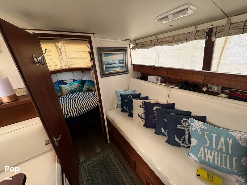 Slide: The Image of Chris-Craft 31 Commander 1968 - 16128779