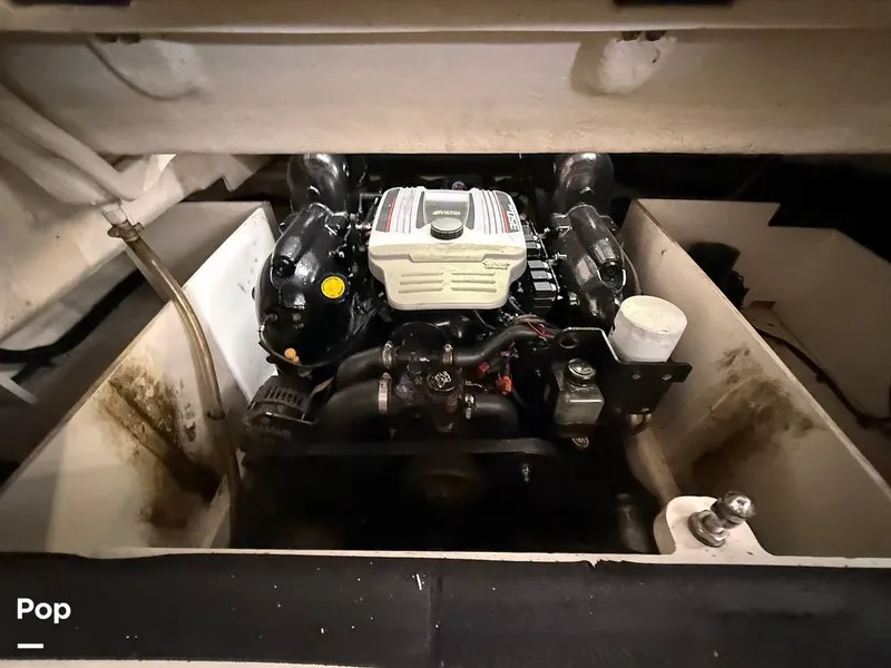 Slide: The Image of Sea Ray SLX230 2016 - 16223606