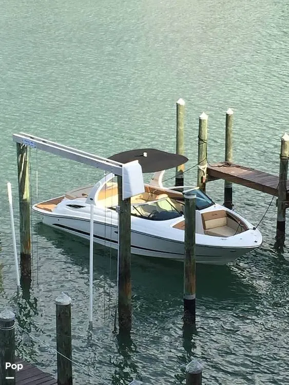 Slide: The Image of Sea Ray SLX230 2016 - 16215995