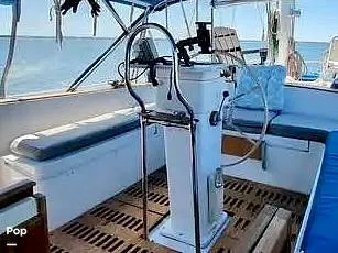 Slide: The Image of Cockpit Seating - 16160390