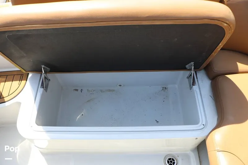 Slide: The Image of Crownline Boats E225 XS 2023 - 16304639