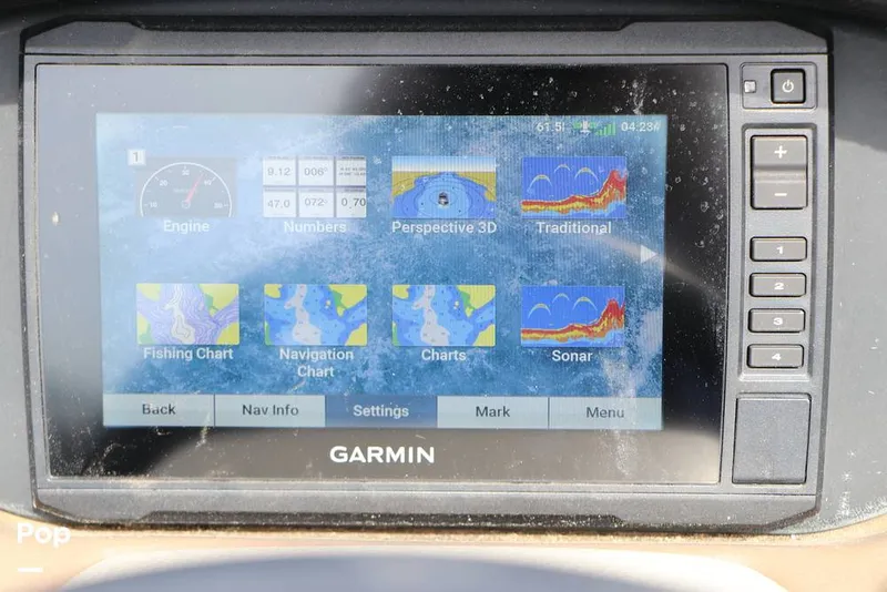 Slide: The Image of Crownline Boats E225 XS 2023 - 16304652