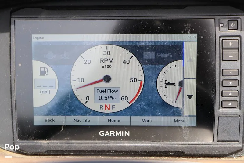 Slide: The Image of Crownline Boats E225 XS 2023 - 16304654