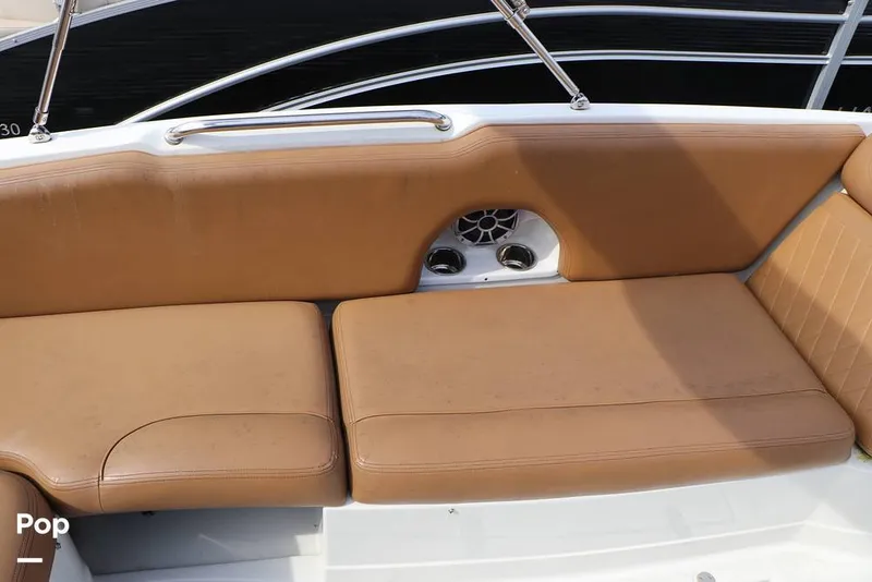 Slide: The Image of Crownline Boats E225 XS 2023 - 16304669