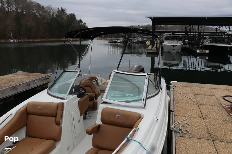 Slide: The Image of Crownline Boats E235 XS 2023 - 16143209