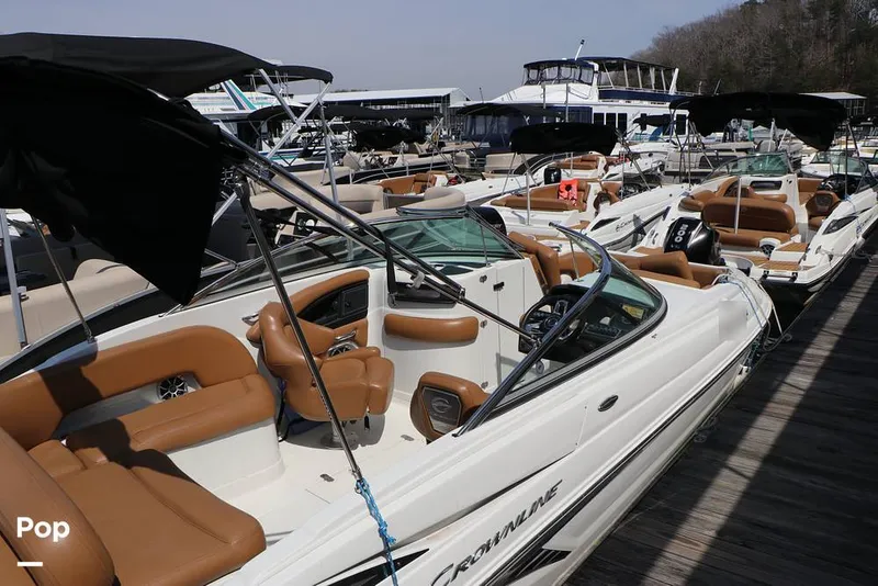 Slide: The Image of Crownline Boats E235 XS 2023 - 16295565