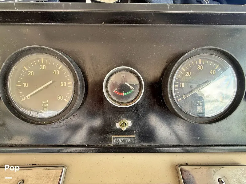 Slide: The Image of Chris-Craft 410 Commander 1974 - 16180468