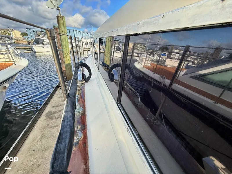 Slide: The Image of Chris-Craft 410 Commander 1974 - 16180479