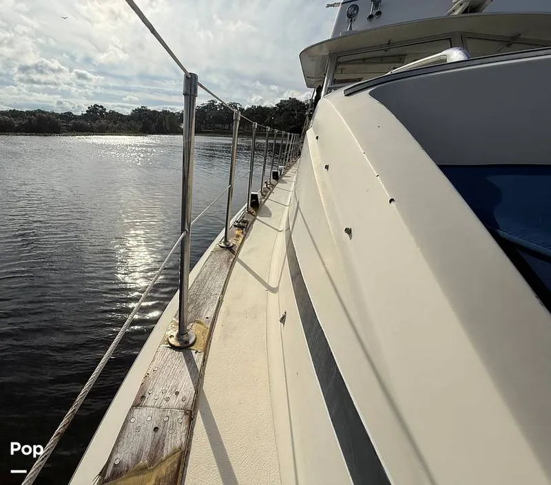 Slide: The Image of Chris-Craft 410 Commander 1974 - 16180483