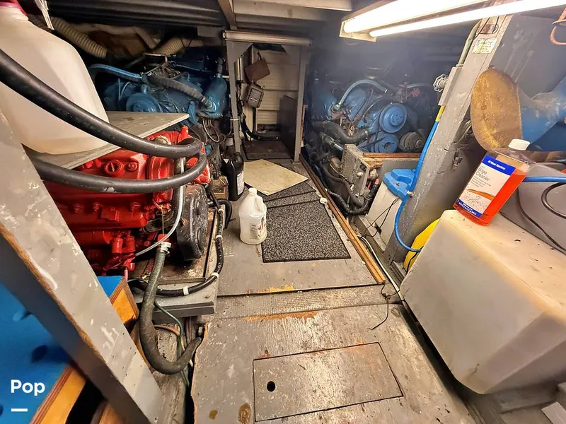 Slide: The Image of Chris-Craft 410 Commander 1974 - 16180546