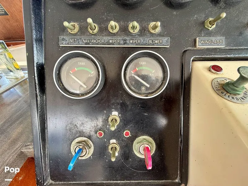 Slide: The Image of Chris-Craft 410 Commander 1974 - 16180466