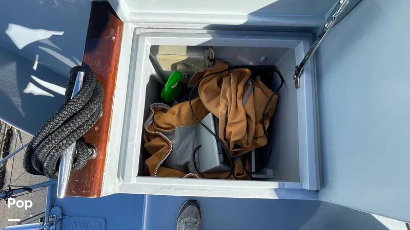 Slide: The Image of Storage Top Sides - 16161088