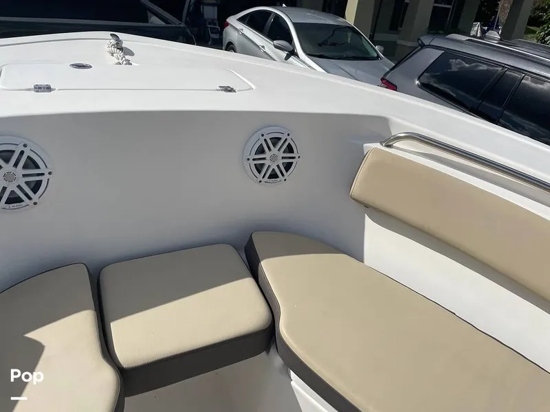 Slide: The Image of Tidewater 220 LXF 2021 - 16268273