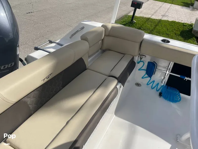 Slide: The Image of Tidewater 220 LXF 2021 - 16268285