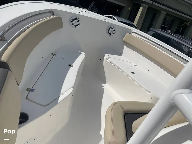 Slide: The Image of Tidewater 220 LXF 2021 - 16268307