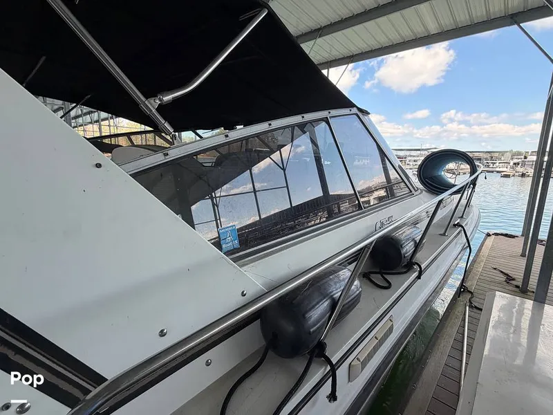 Slide: The Image of Trojan 11 Meter Express 1988 - 16272145