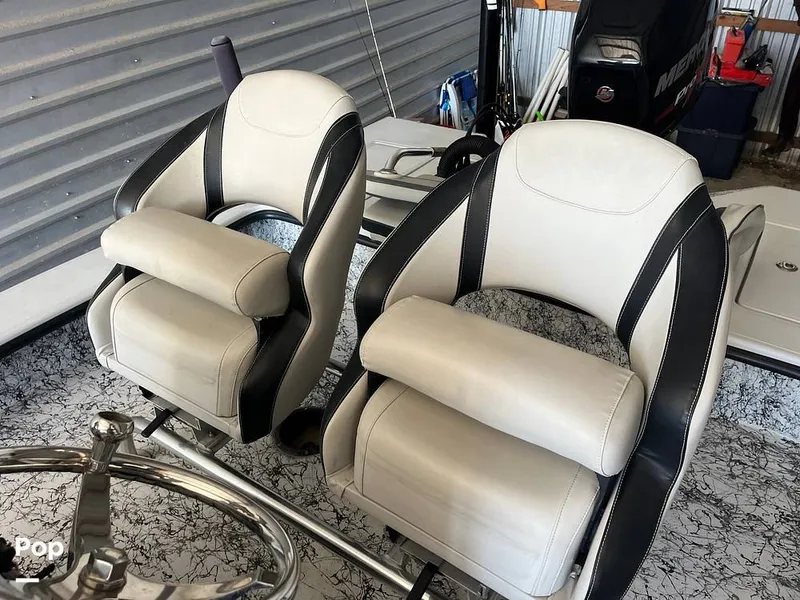 Slide: The Image of Dargel Kuda 250 2017 - 16210357