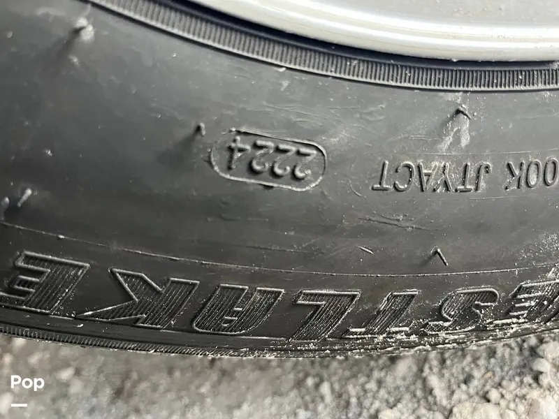 Slide: The Image of trailer date code - 16210387