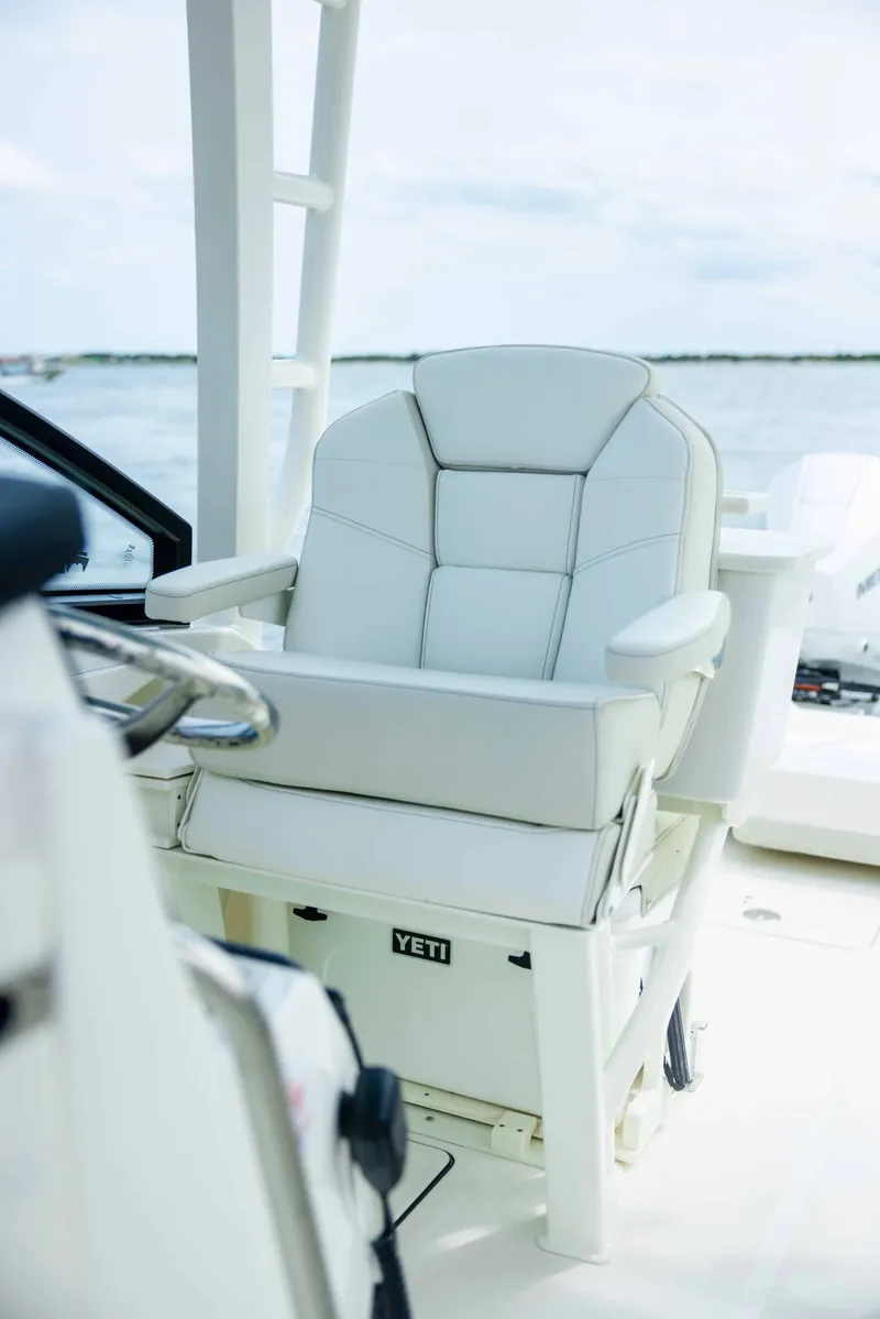 Slide: The Image of World Cat 260DC-X Dual Console 2024 - 32