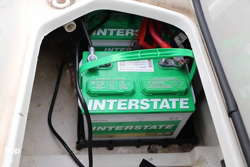 Slide: The Image of Sea Ray SPX 230 2024 - 16143283