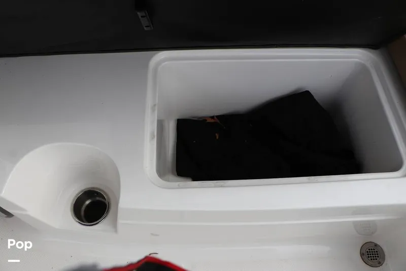 Slide: The Image of Sea Ray SPX 230 2024 - 16143294